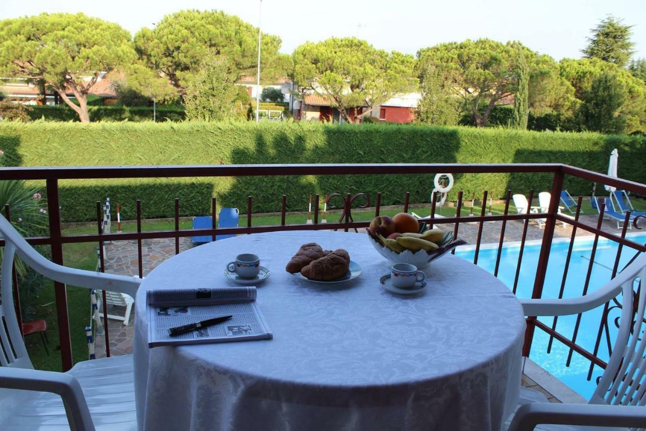 Residence Degli Ulivi Sirmione Exterior foto